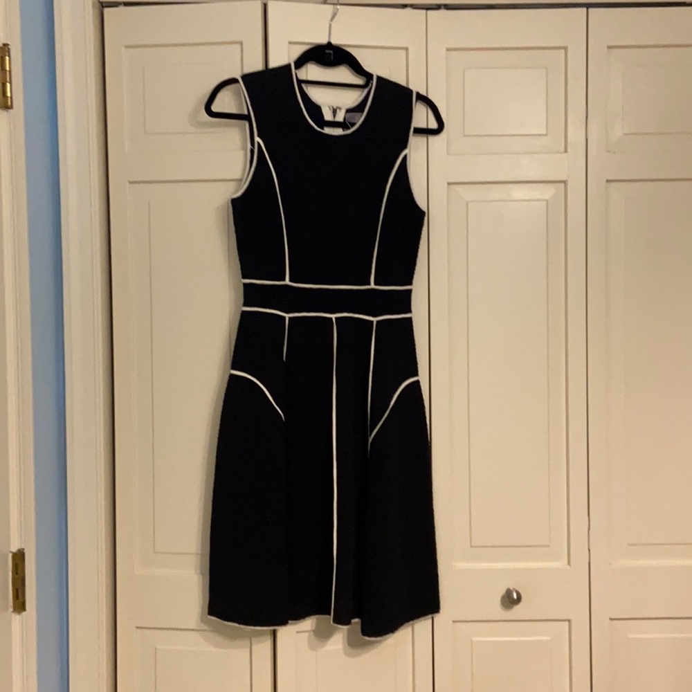 NWT Lela Rose Size Small Black Dress with White Piping